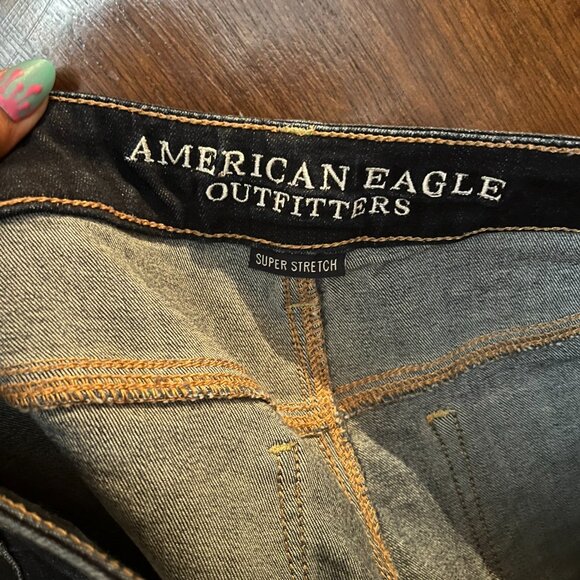 American Eagle Dark Wash Jeans Size 6 - Picture 4 of 5